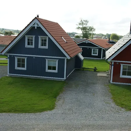 Enjoy Marina Fiskenaes - Wellness & Waterpark אתר נופש גראסטן