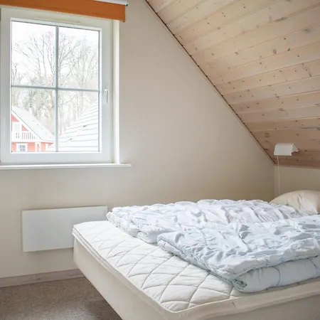 Enjoy Marina Fiskenaes - Wellness & Waterpark 4* גראסטן