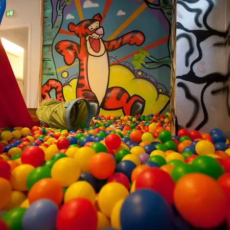 Enjoy Marina Fiskenaes - Wellness & Waterpark