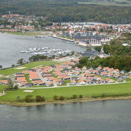 Enjoy Marina Fiskenaes - Wellness & Waterpark 度假村